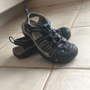 KEEN waterproof shoes